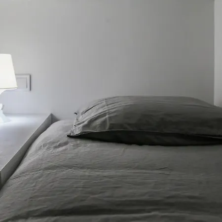 Brochant - Cosy Parc Des Batignolles Apartament Paryż